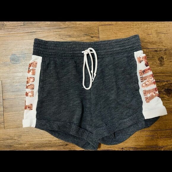 VS PINK BLING OUTFIT SHORTS SET XS - Picture 5 of 10